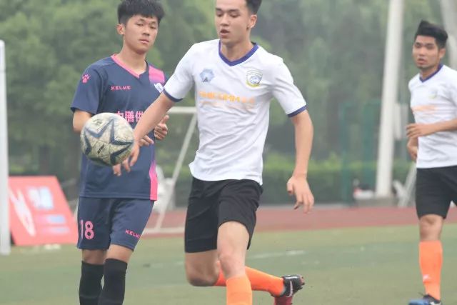 西甲综合：巴萨小胜塞尔塔 亚马尔伤退成隐忧