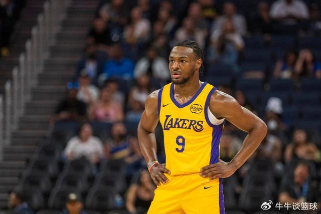 西超杯-亚马尔破门姆巴佩建功 巴萨5-2皇马夺冠